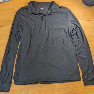 Old Navy activate wear gray long sleeve men's shirt